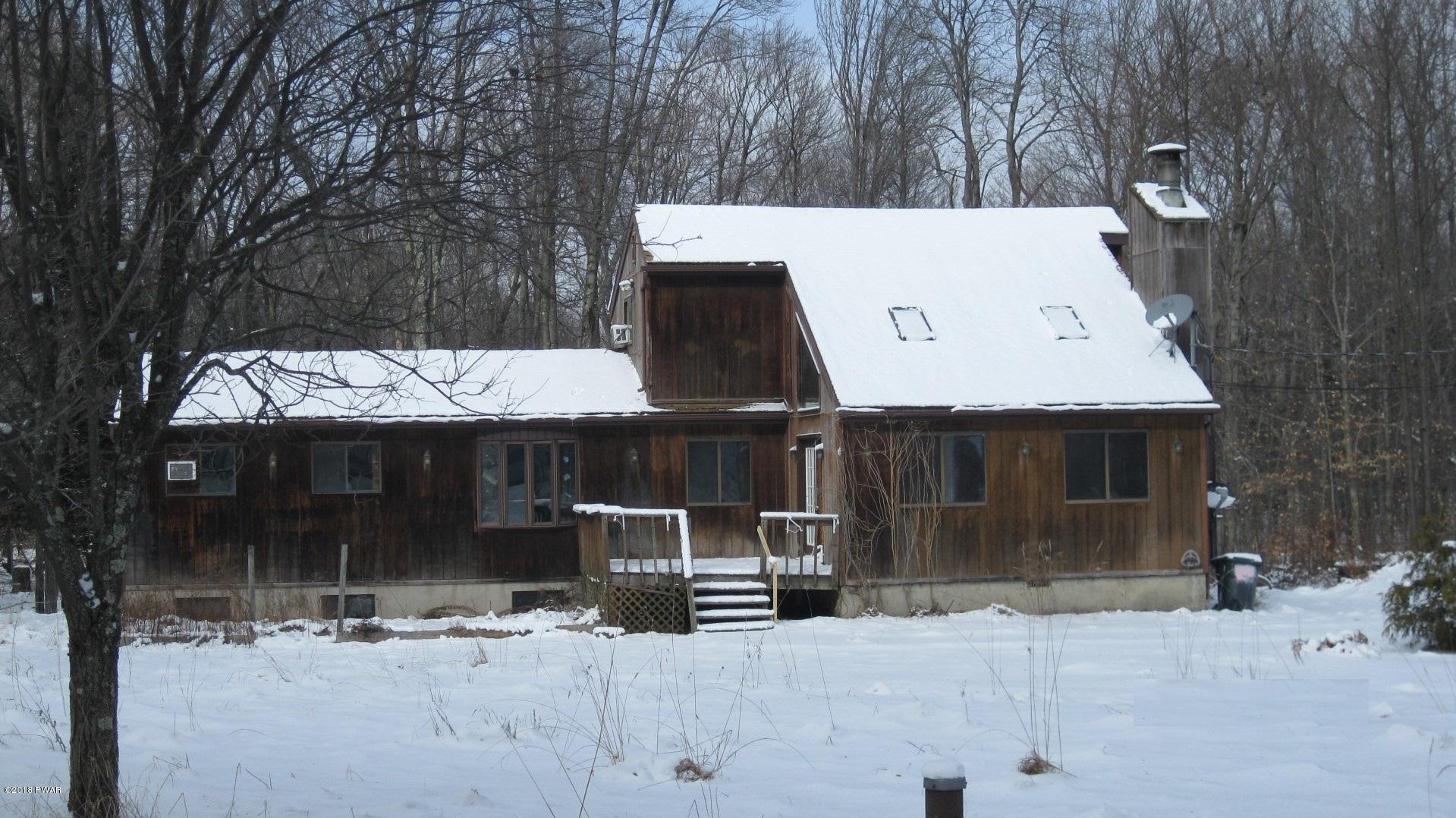 217 Huckleberry Road Newfoundland, PA 18445 - Photo 1 of 20 2-front view