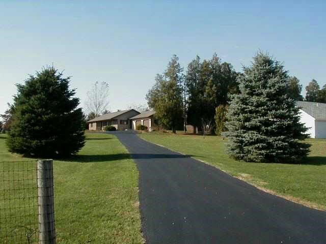 13250 West Coffman Road Baileyville, IL 61007 - Photo 7 of 9 Gallery Image 7