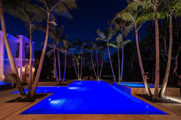 $8,400,000 | 8955 Southwest 63rd Court, Pinecrest, FL 33156