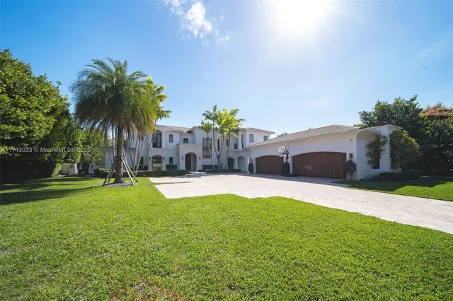 $9,495,000 | 8955 Southwest 63rd Court, Pinecrest, FL 33156