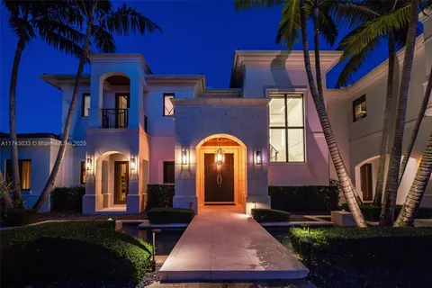 $9,495,000 | 8955 Southwest 63rd Court, Pinecrest, FL 33156