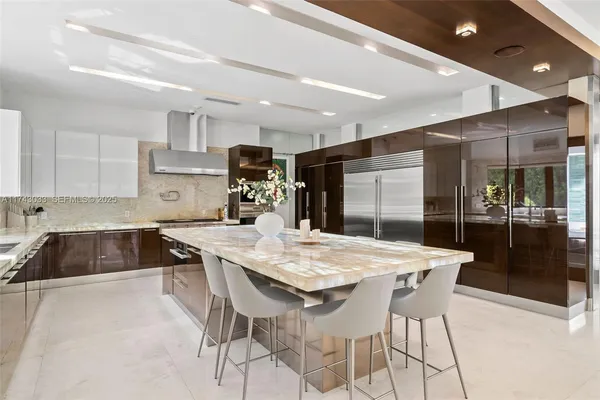 $8,400,000 | 8955 Southwest 63rd Court, Pinecrest, FL 33156