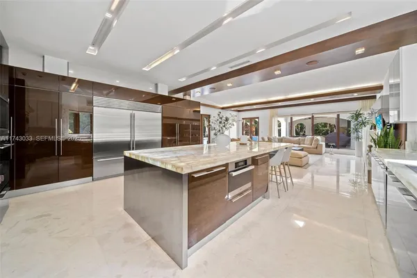 $8,400,000 | 8955 Southwest 63rd Court, Pinecrest, FL 33156