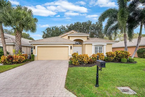 $574,000 | 6847 Viale Elizabeth, Delray Beach, FL 33446