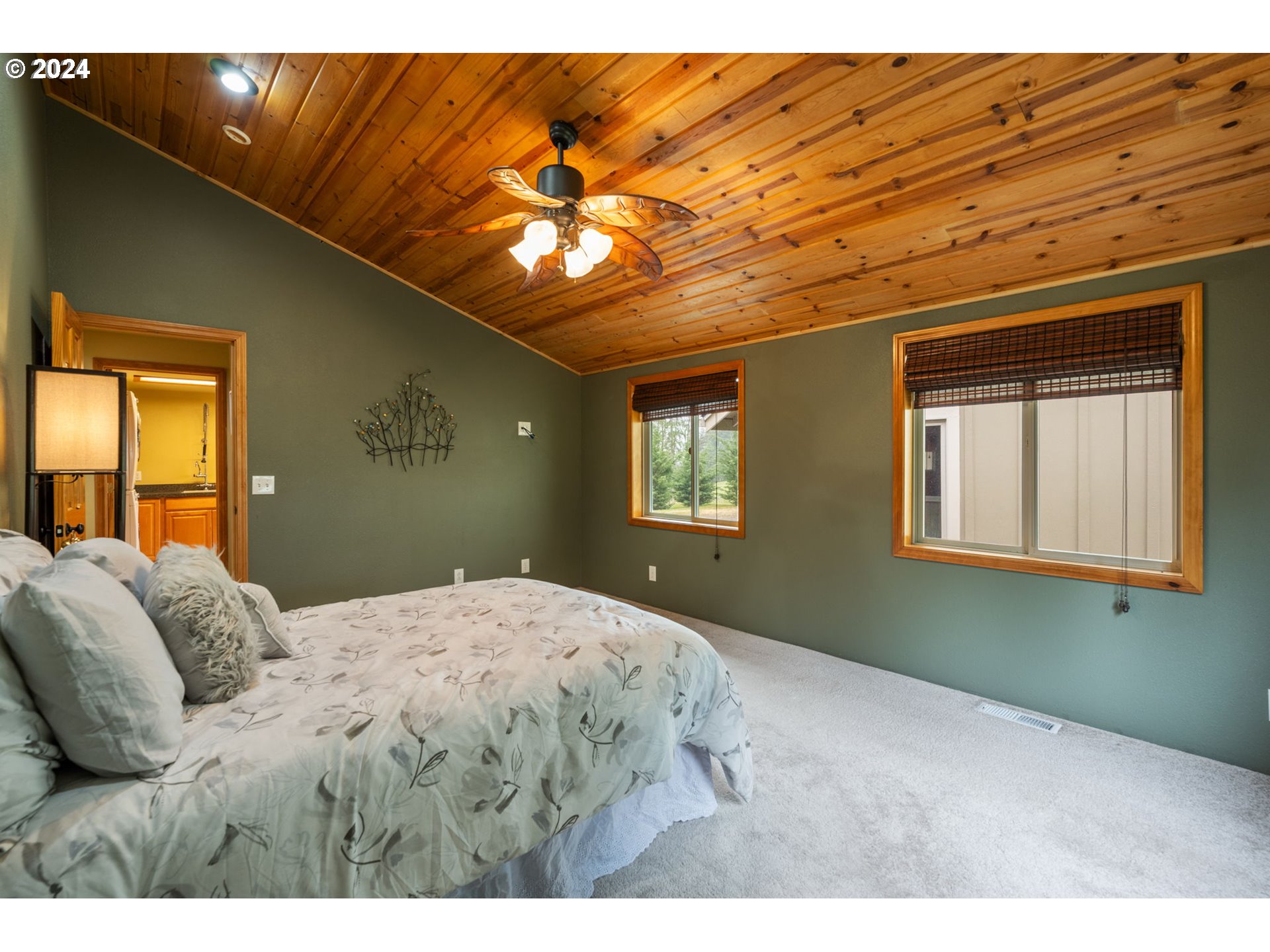 955 Young Road Kelso, WA 98626 - Photo 16 of 45 Gallery Image 16