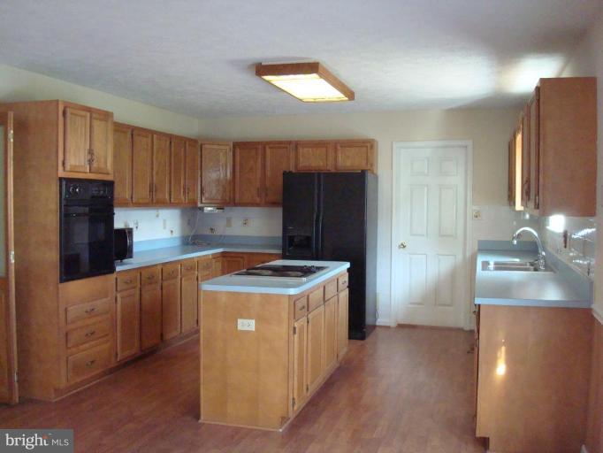 45579 Drayden Road Valley Lee, MD 20692 - Photo 2 of 18 Notice the center island with a jen air.