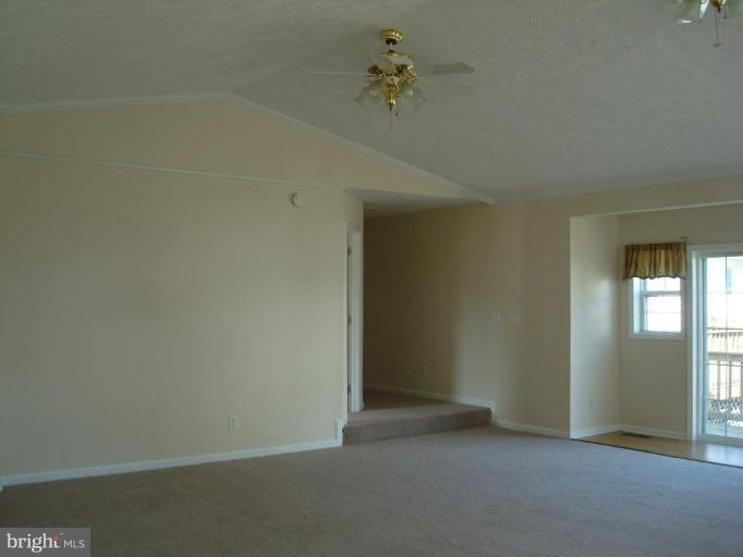 45579 Drayden Road Valley Lee, MD 20692 - Photo 4 of 18 22 X 23 step down familyroom