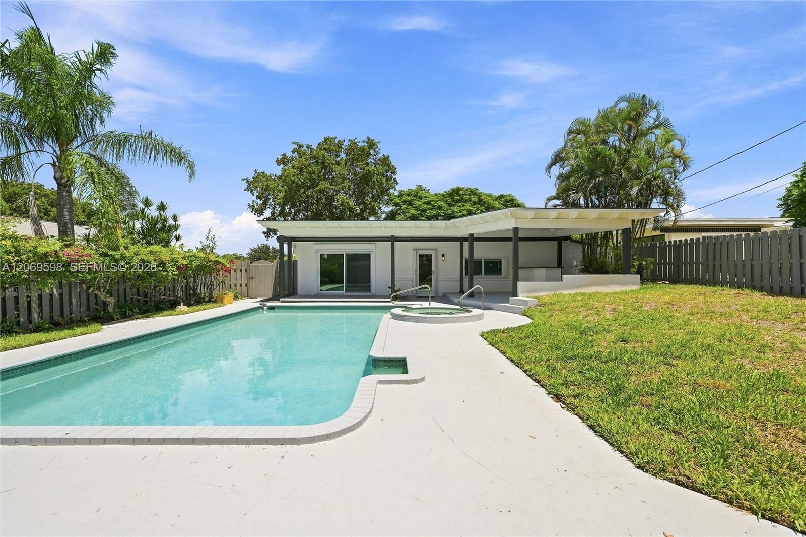 450 Southwest 1st Street Boca Raton, FL 33432 - Photo 13 of 42 Gallery Image 13