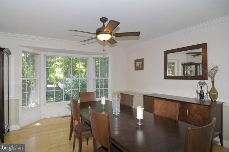 6257 Martin Road Columbia, MD 21044 - Photo 19 of 30 Dining Room
