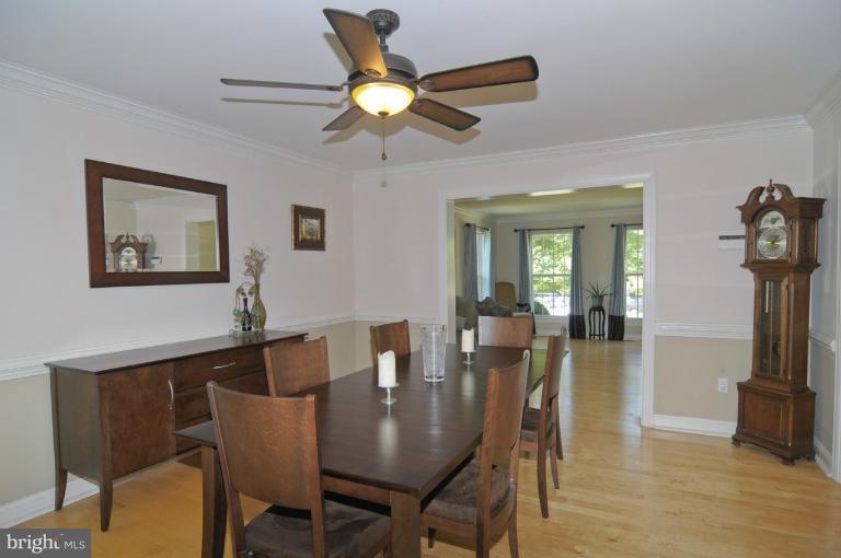 6257 Martin Road Columbia, MD 21044 - Photo 5 of 30 Dining Room