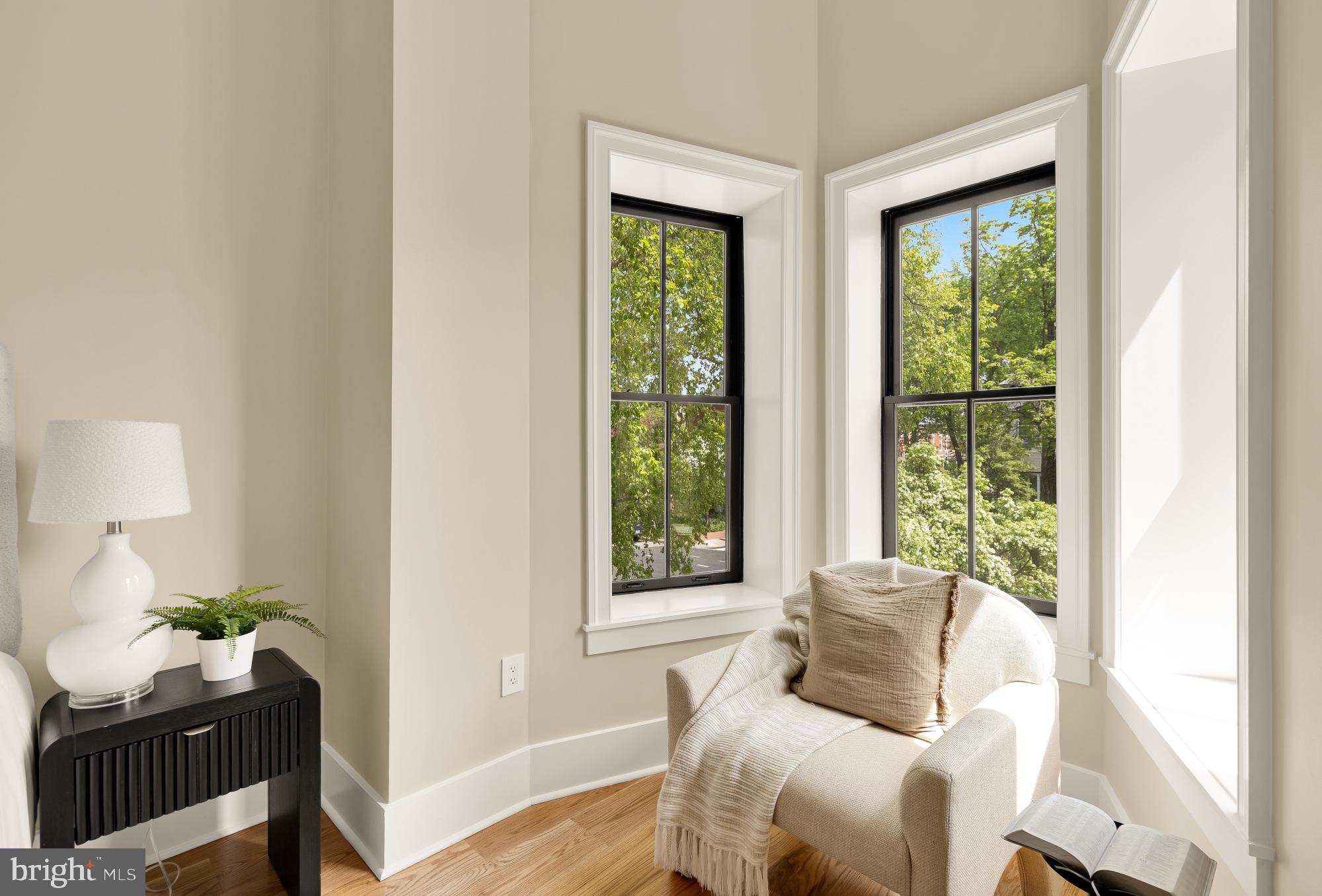 235 12th Street Southeast Washington, DC 20003 - Photo 23 of 38