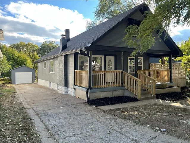 $239,000 | 2651 Minnesota Avenue, Kansas City, KS 66102