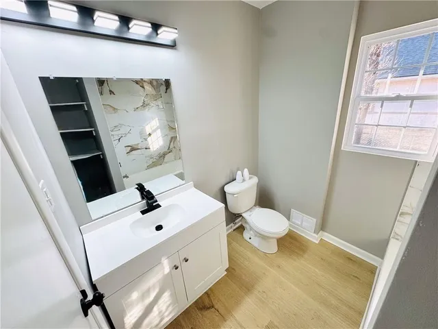 $239,000 | 2651 Minnesota Avenue, Kansas City, KS 66102