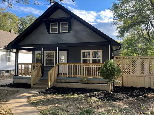 $239,000 | 2651 Minnesota Avenue, Kansas City, KS 66102