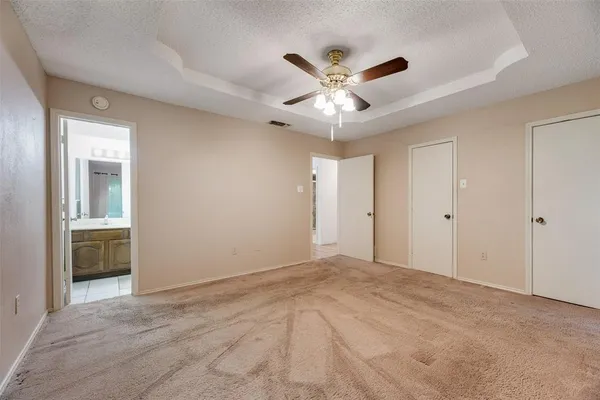 $320,000 | 208 Lorene Drive, Red Oak, TX 75154
