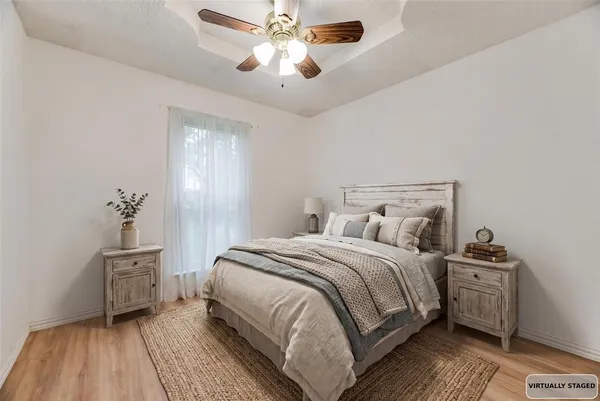 $320,000 | 208 Lorene Drive, Red Oak, TX 75154