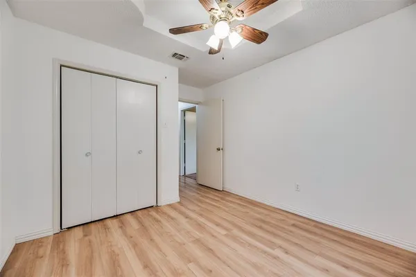 $320,000 | 208 Lorene Drive, Red Oak, TX 75154
