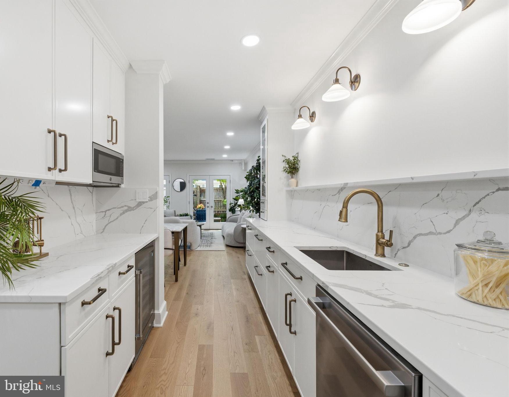 3287 Sutton Place Northwest, Unit D Washington, DC 20016 - Photo 49 of 95