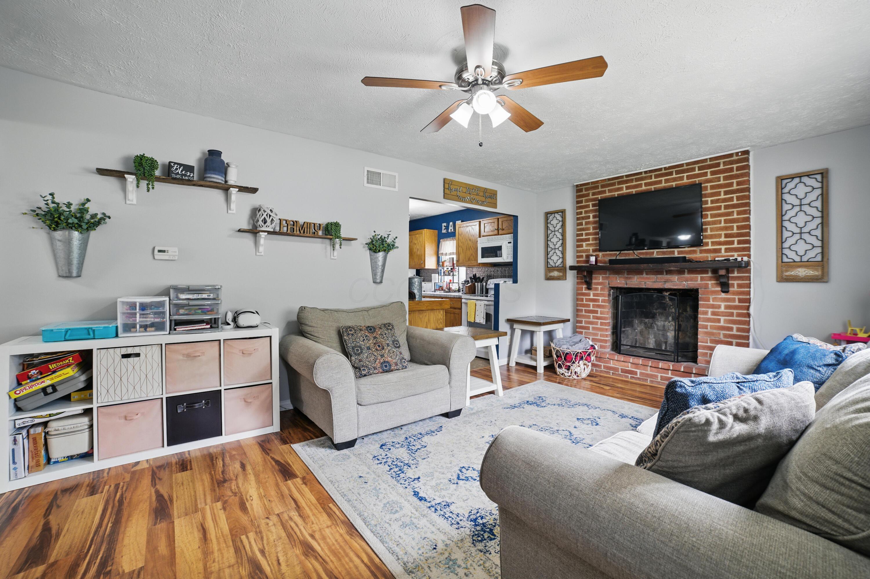 197 Whittier Road Mansfield, OH 44907 - Photo 2 of 25 Photo_002