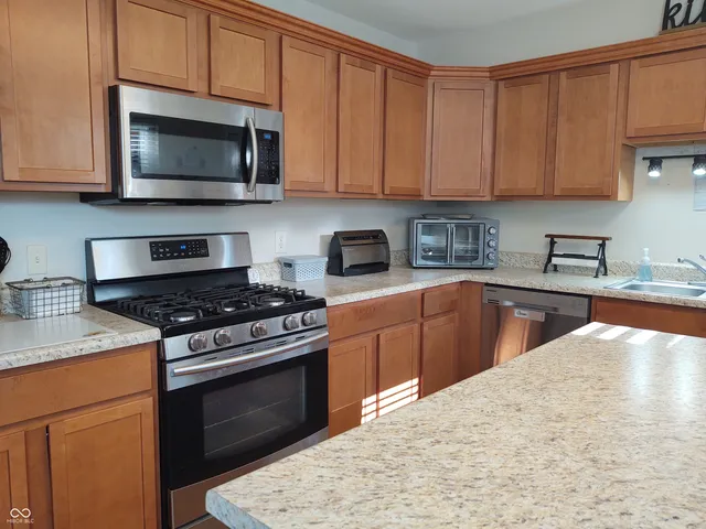 $255,000 | 2630 Wedgewood Drive, Columbus, IN 47203