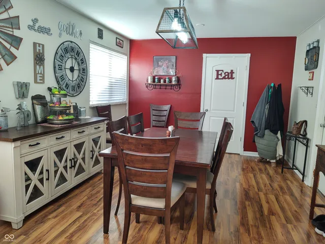 $255,000 | 2630 Wedgewood Drive, Columbus, IN 47203