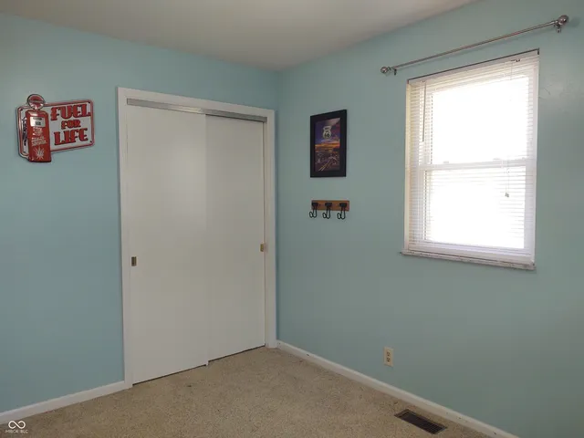 $255,000 | 2630 Wedgewood Drive, Columbus, IN 47203