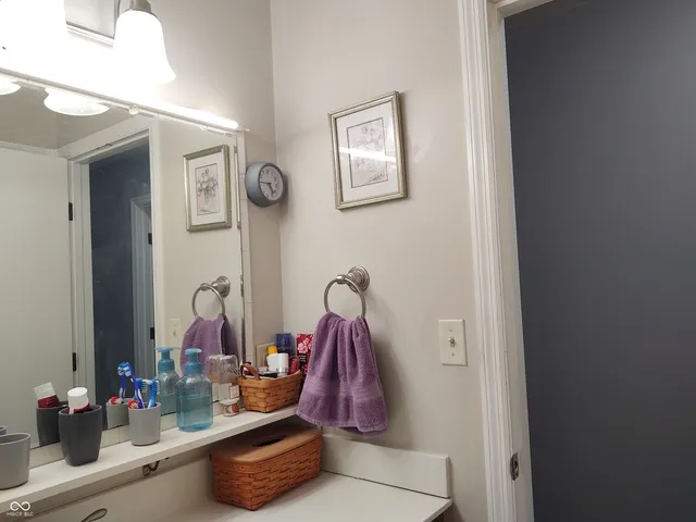 $255,000 | 2630 Wedgewood Drive, Columbus, IN 47203