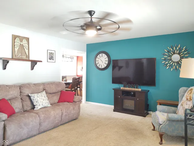 $255,000 | 2630 Wedgewood Drive, Columbus, IN 47203