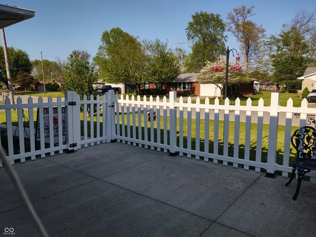 $255,000 | 2630 Wedgewood Drive, Columbus, IN 47203