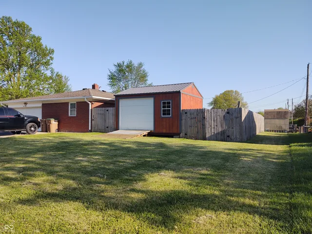 $255,000 | 2630 Wedgewood Drive, Columbus, IN 47203