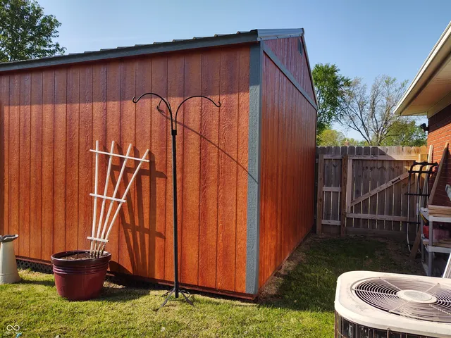 $255,000 | 2630 Wedgewood Drive, Columbus, IN 47203