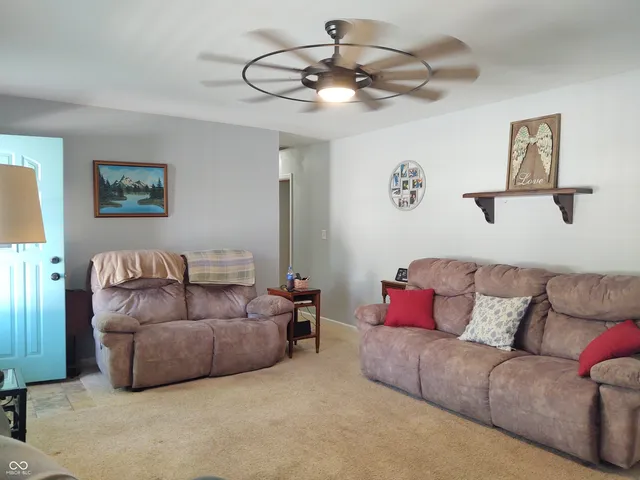 $255,000 | 2630 Wedgewood Drive, Columbus, IN 47203