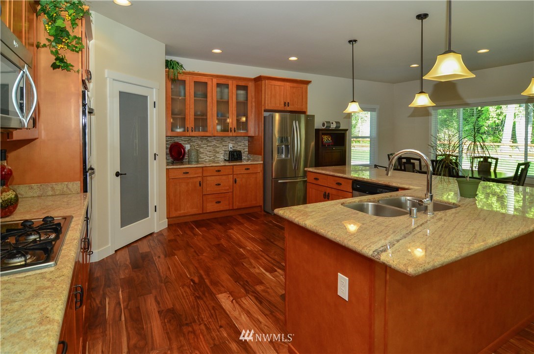 9139 Fox Ridge Lane Southeast Olympia, WA 98513 - Photo 8 of 25 Gallery Image 8