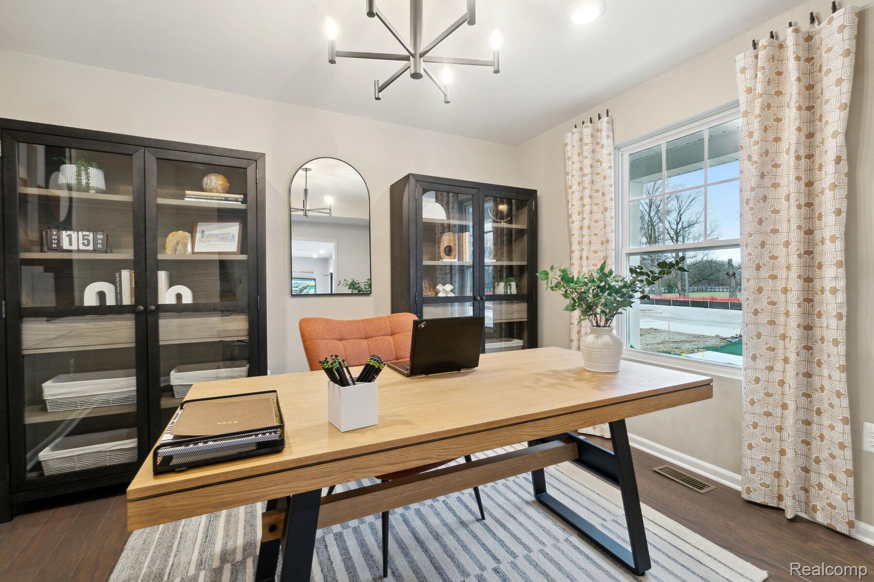 4124 Sedgeview Circle Howell, MI 48855 - Photo 2 of 22 01 Flex Room.jpg