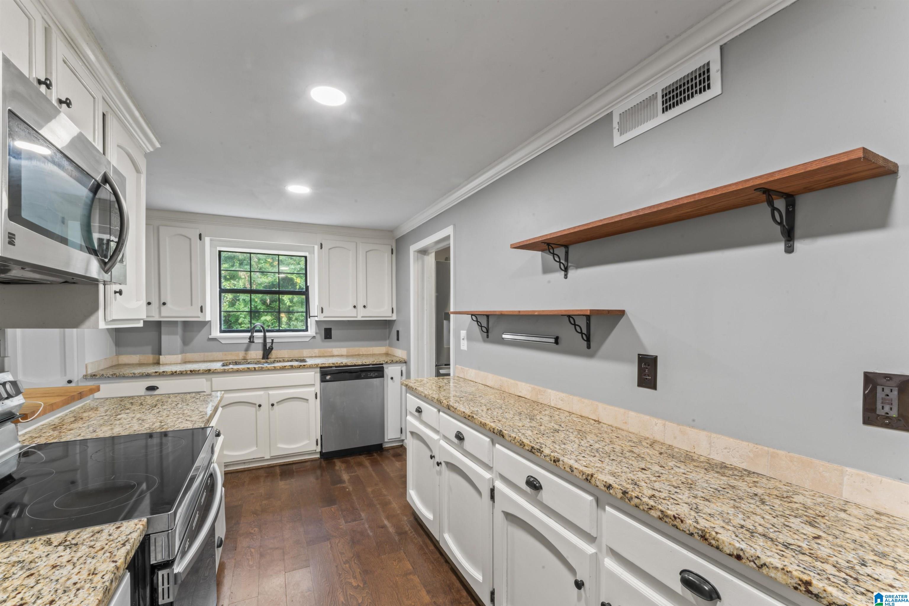 1524 Holly Road Birmingham, AL 35226 - Photo 26 of 46