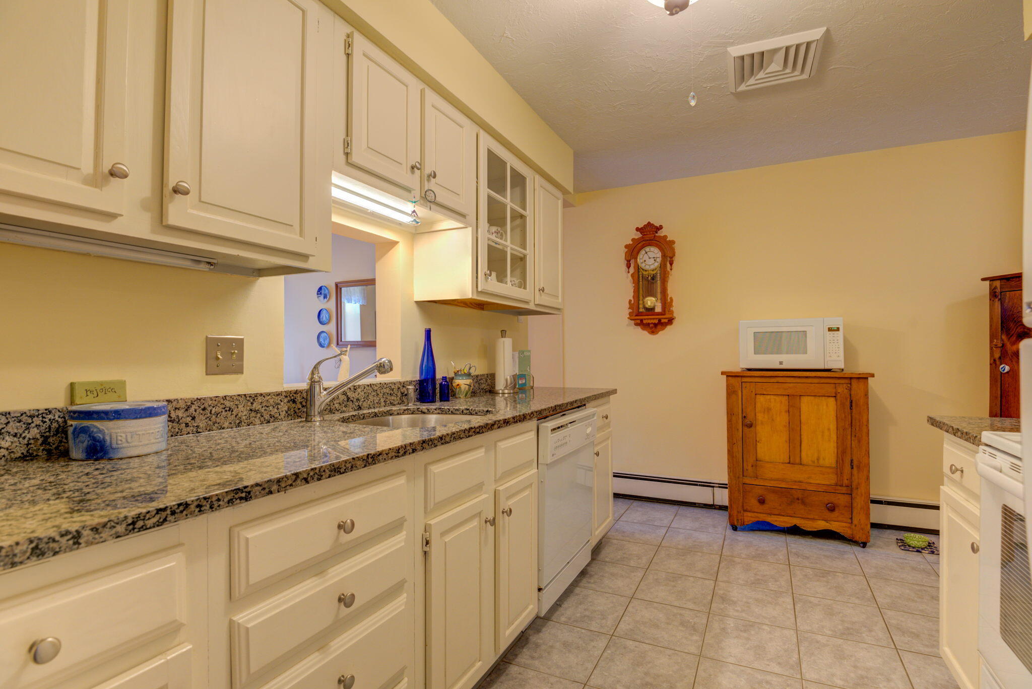 7 Cammock Road, Unit 7 Scarborough, ME 04074 - Photo 6 of 29 8-web-or-mls-Pic#-8