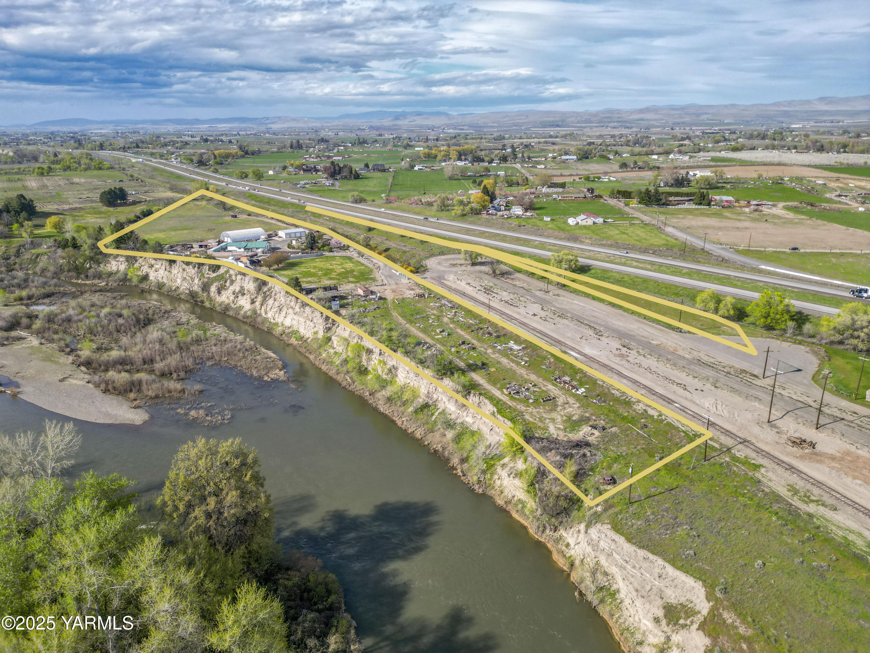 1202 Hudson Road Zillah, WA 98953 - Photo 41 of 58 1202 W Hudson Rd 4.10.25 23