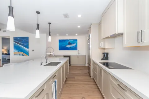 $2,875,000 | 184 Lake Drive, Unit 3201, Palm Beach Shores, FL 33404