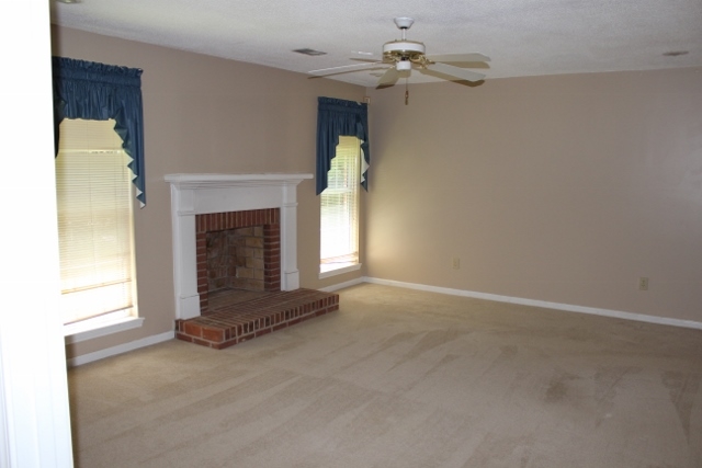 606 Concord Road Anderson, SC 29621 - Photo 4 of 14