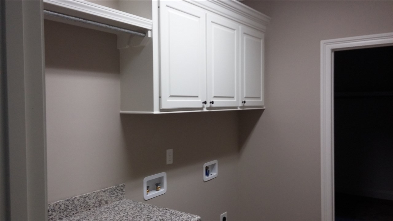 113 Springmeade Road Clinton, MS 39056 - Photo 2 of 28 Photo 2