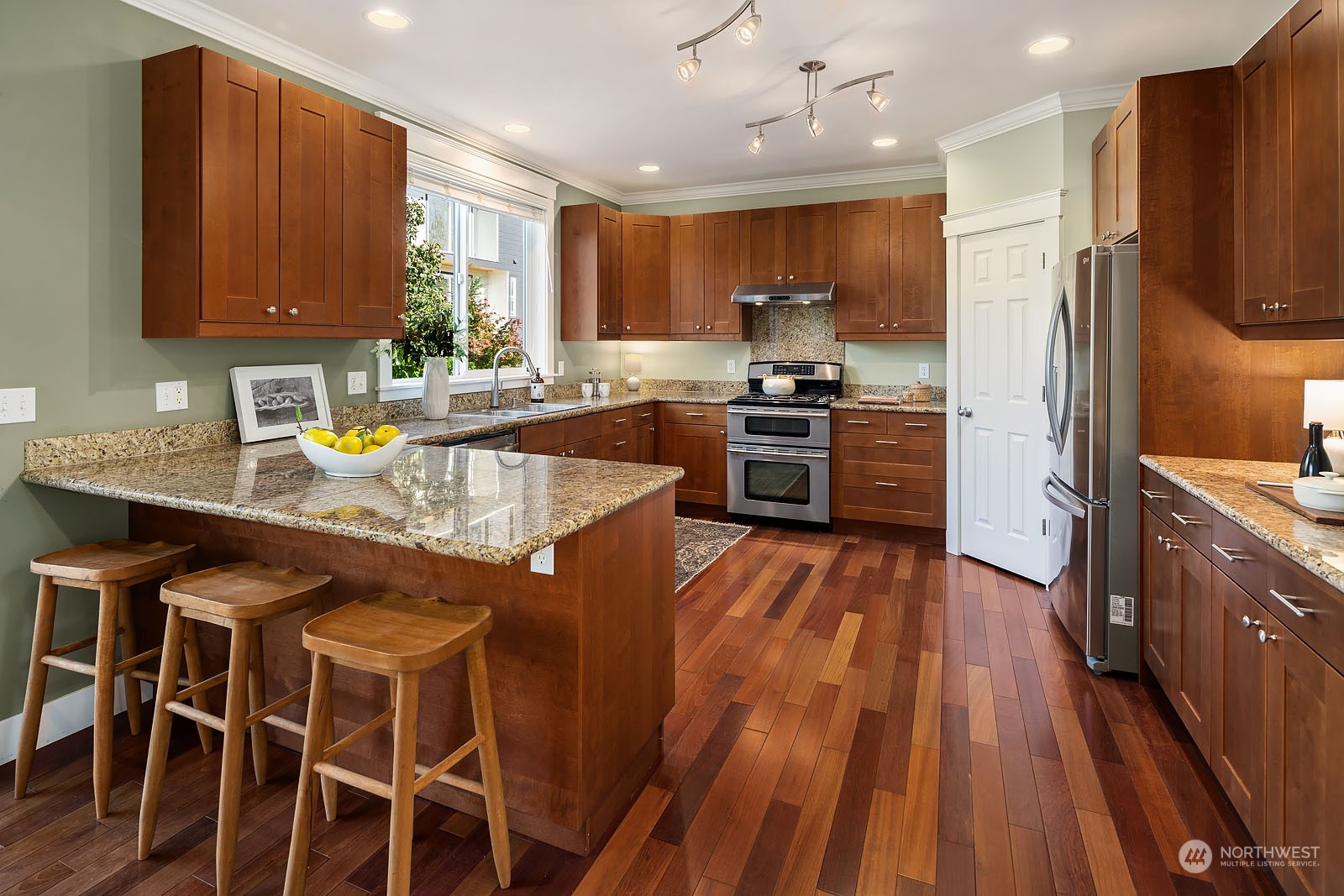918 North 91st Street Seattle, WA 98103 - Photo 11 of 36 Gallery Image 11