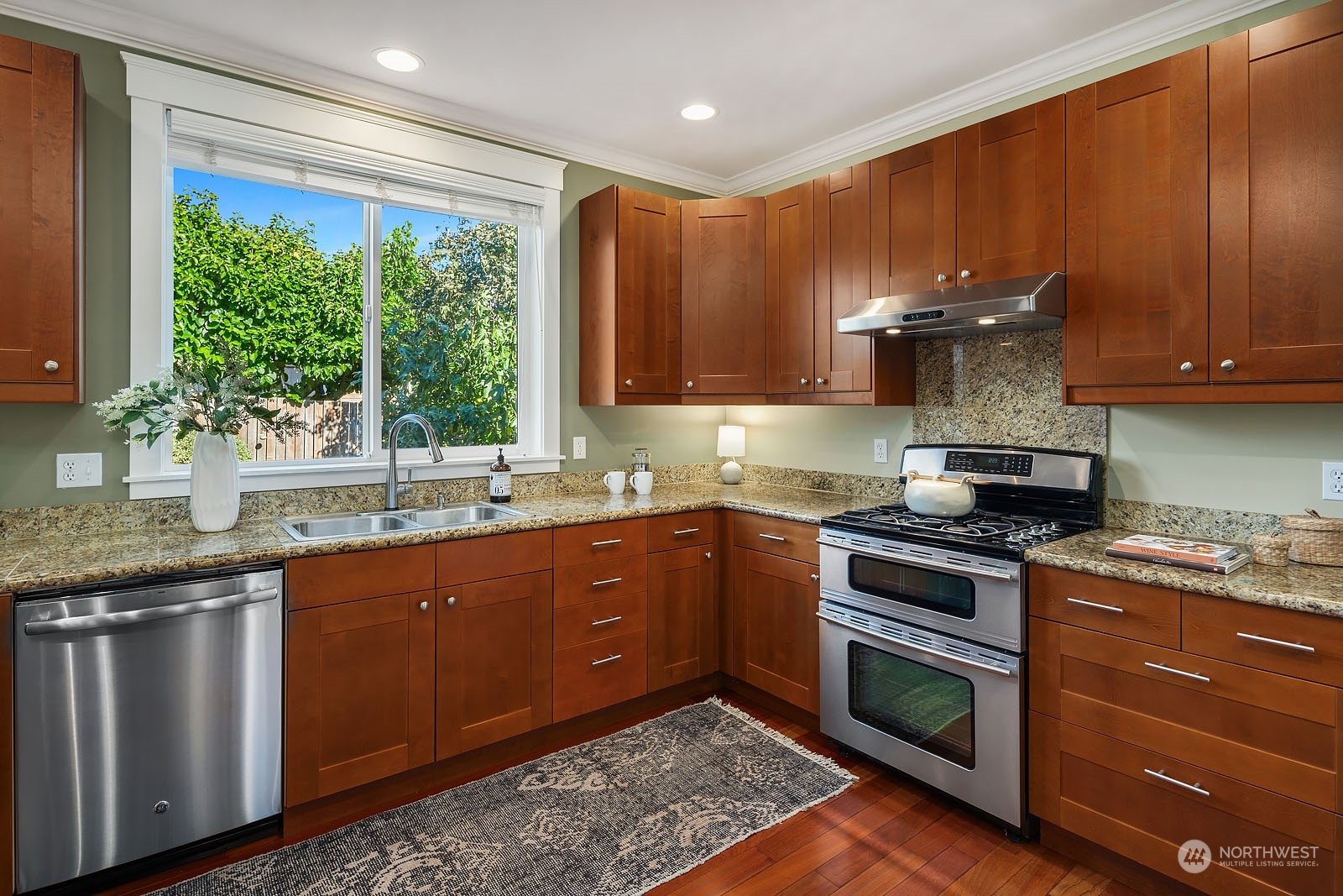918 North 91st Street Seattle, WA 98103 - Photo 12 of 36 Gallery Image 12