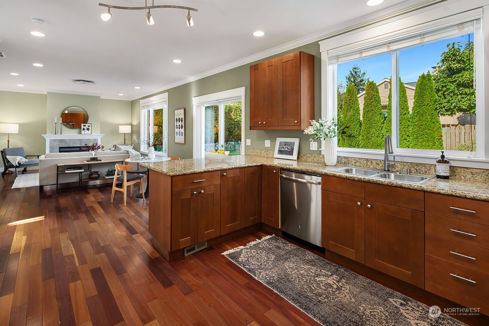 918 North 91st Street Seattle, WA 98103 - Photo 13 of 36 Gallery Image 13
