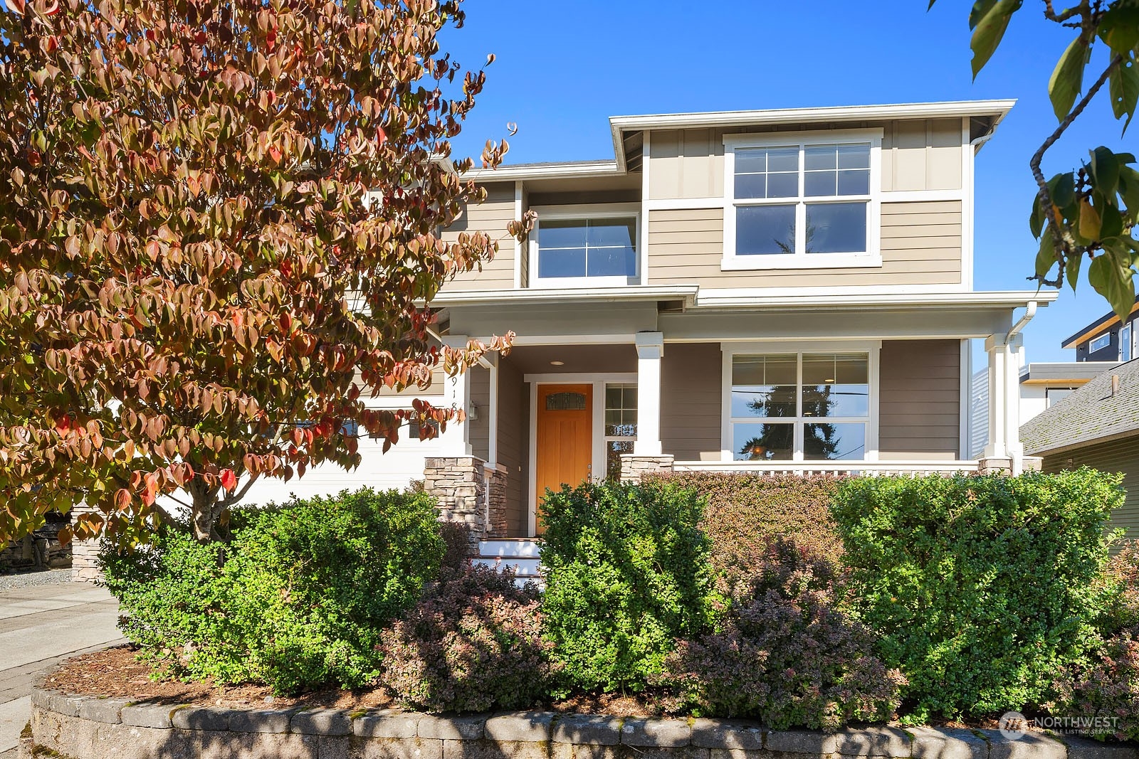 918 North 91st Street Seattle, WA 98103 - Photo 4 of 36 Gallery Image 4
