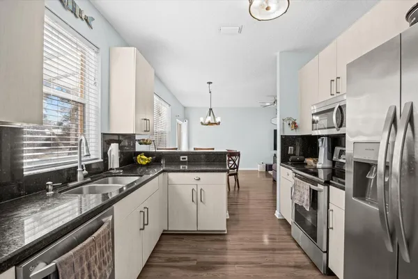 $3,500 | 272 Live Oak Lane, Jupiter, FL 33458