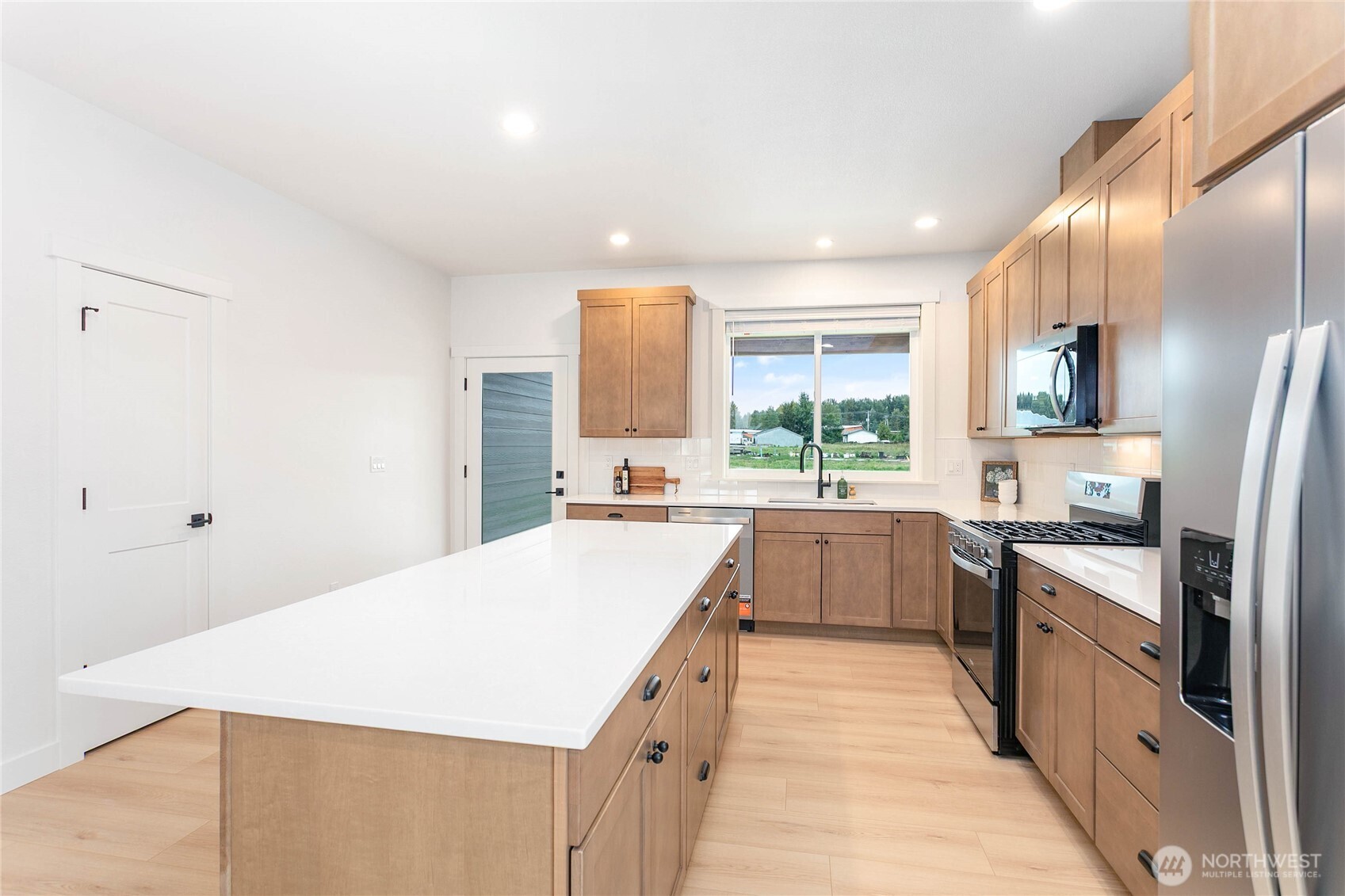321 West 3rd Street Everson, WA 98247 - Photo 15 of 32 Gallery Image 15
