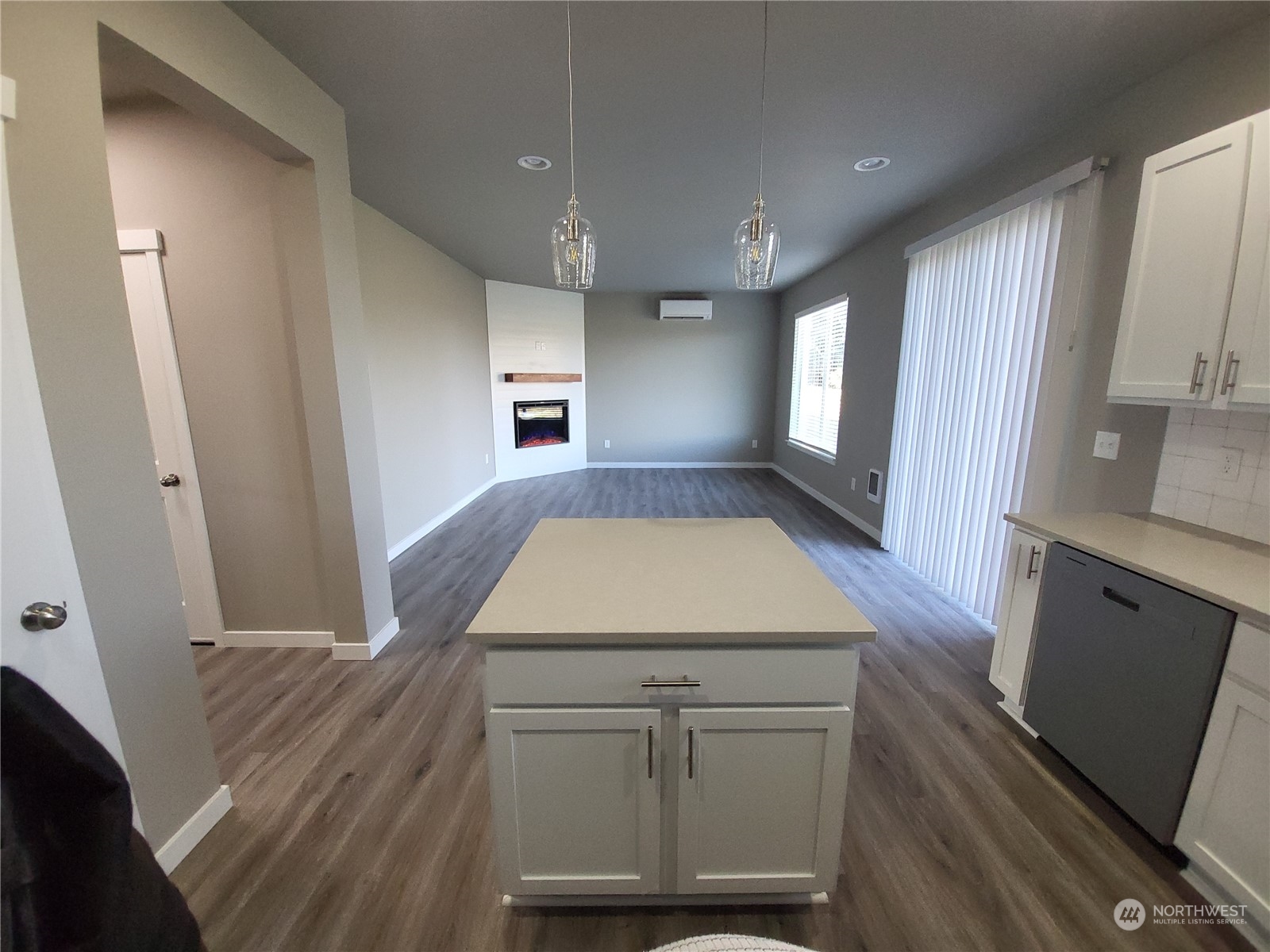 1026 Peach Road Winlock, WA 98596 - Photo 9 of 37 a kitchen with cabinets appliances and a counter top