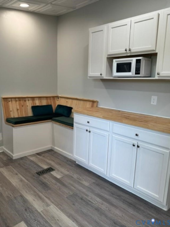 18384 Wakefield Road Courtland, VA 23837 - Photo 6 of 17 Kitchen