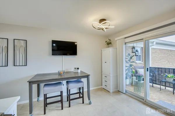 $219,900 | 37 Judson Street, Unit 4B, Edison, NJ 08837