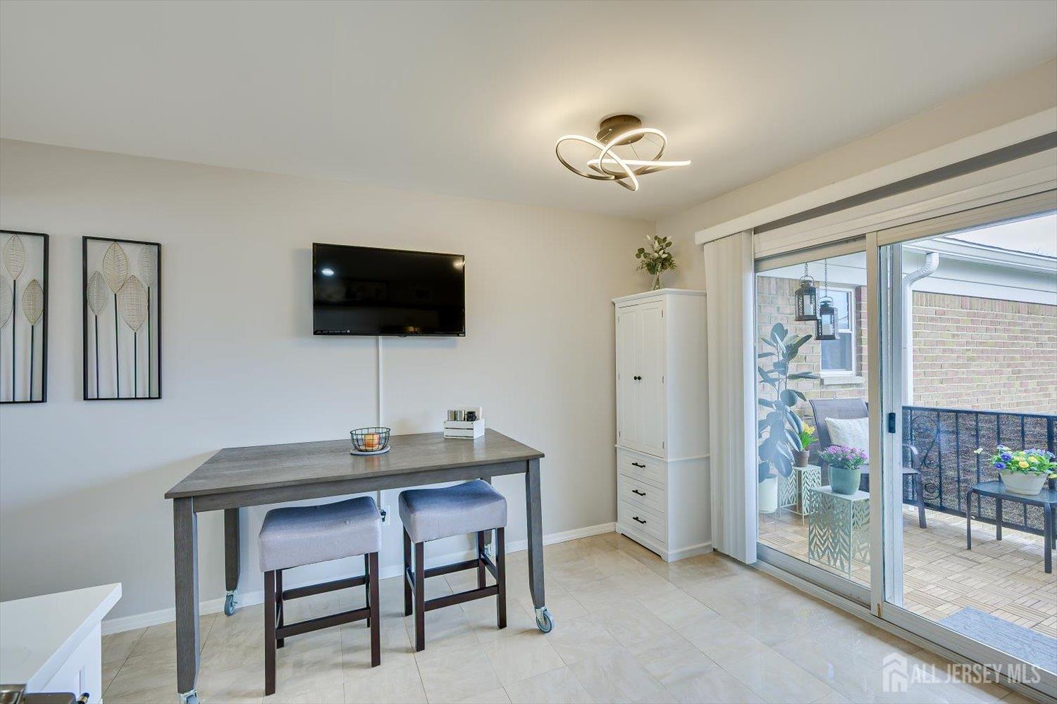 37 Judson Street, Unit 4B Edison, NJ 08837 - Photo 17 of 28